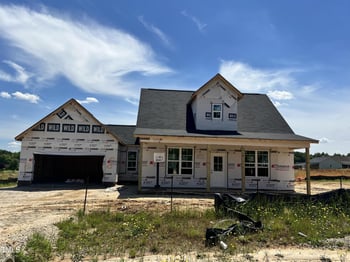 432 Springtooth Dr, Zebulon, NC 27597