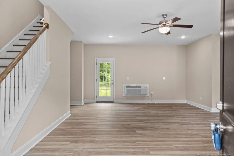 432 Timberline Dr, Fayetteville, NC 28311