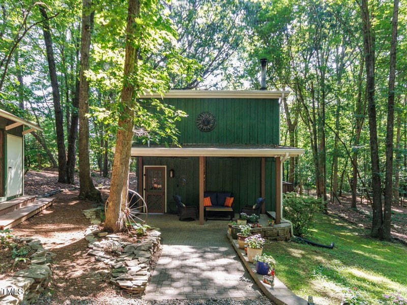 4320 Dairyland Rd, Hillsborough, NC 27278