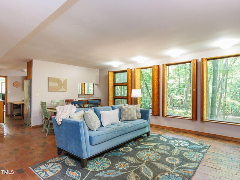 4320 Dairyland Rd, Hillsborough, NC 27278
