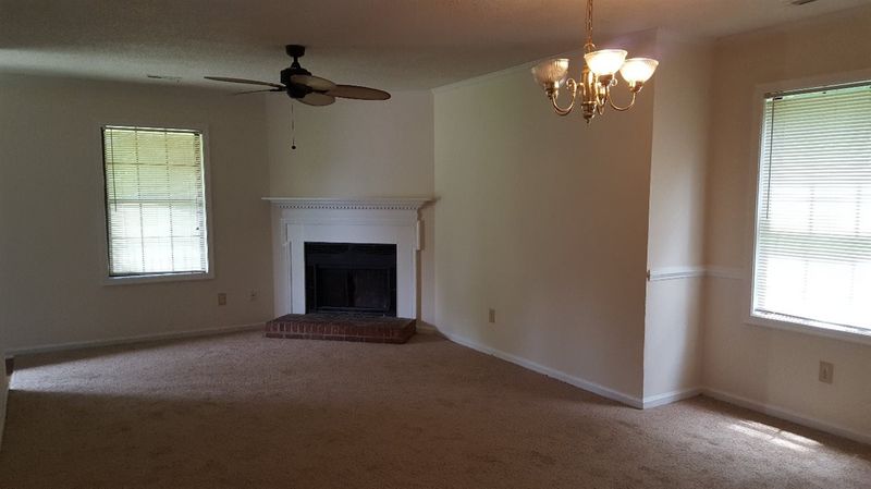 4320 Presley Ct, Raleigh, NC 27604