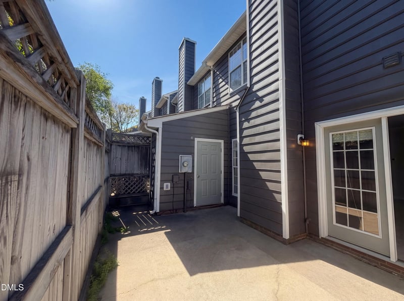 4321 Pine Springs Ct, Raleigh, NC 27613