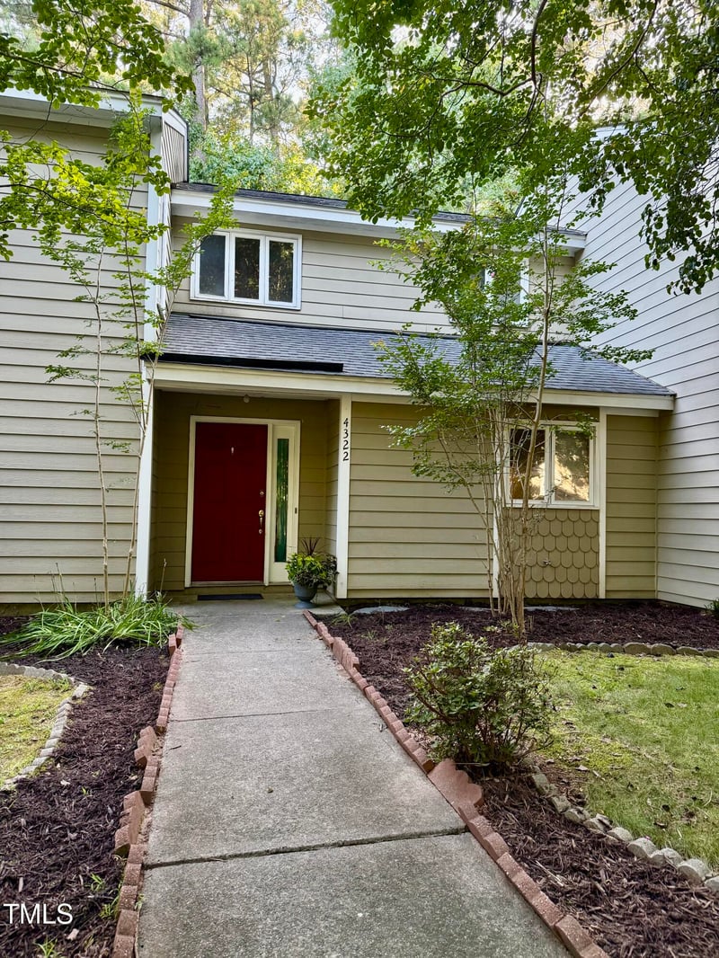 4322 Pin Oak Dr, Durham, NC 27707