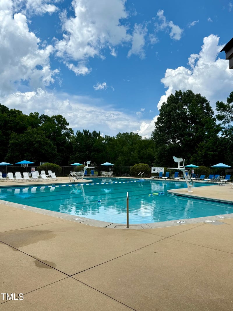 4322 Pin Oak Dr, Durham, NC 27707