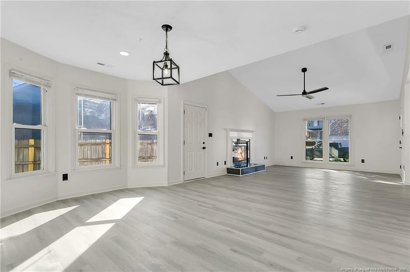 4323 Dominique St, Hope Mills, NC 28348