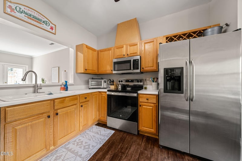 4323 Pine Springs Ct, Raleigh, NC 27613