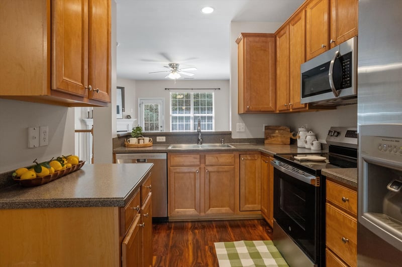 4323 Sugarbend Way, Raleigh, NC 27606