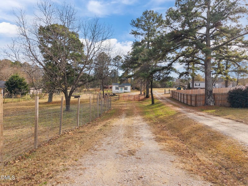 4325 Auburn Knightdale Rd, Raleigh, NC 27610