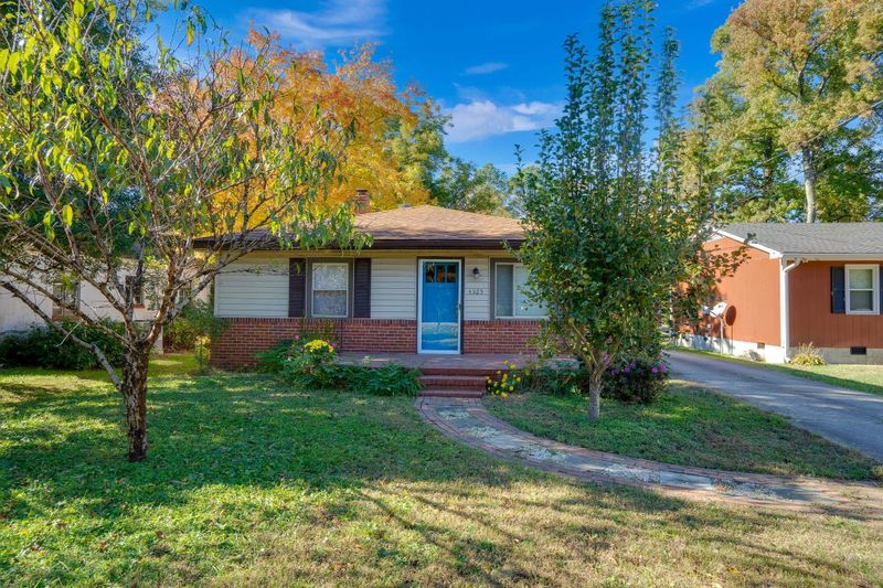 4325 Denfield St, Durham, NC 27704