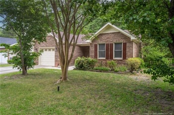 4327 Haskell Dr, Hope Mills, NC 28348