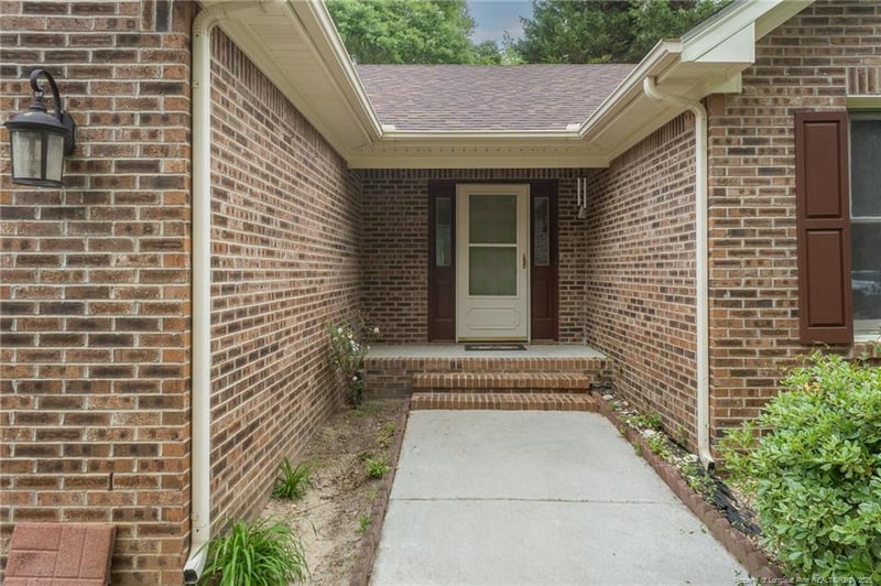 4327 Haskell Dr, Hope Mills, NC 28348