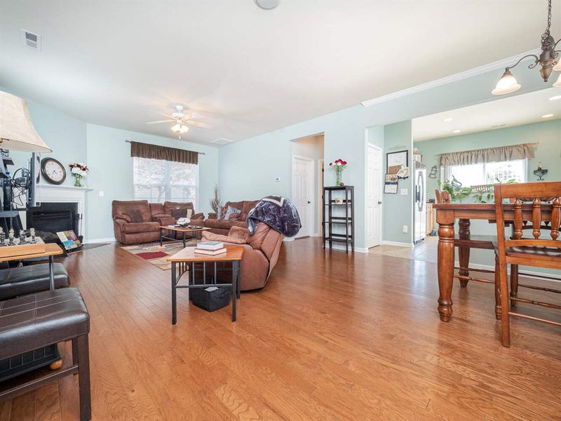 4328 Burchard Dr, Raleigh, NC 27616
