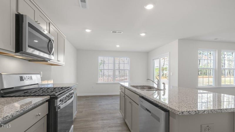 433 Citron St, Sanford, NC 27332