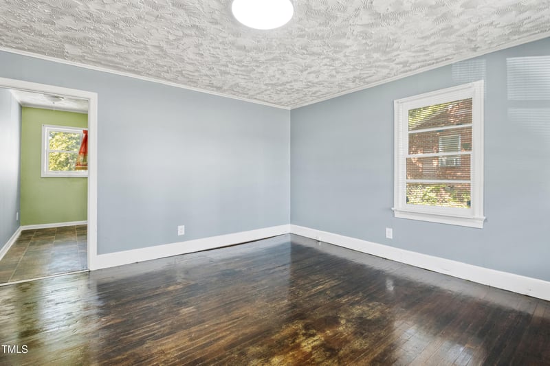 433 Evergreen Ln, Sanford, NC 27330
