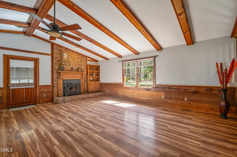 433 Holly Oak Ct, Fuquay Varina, NC 27526