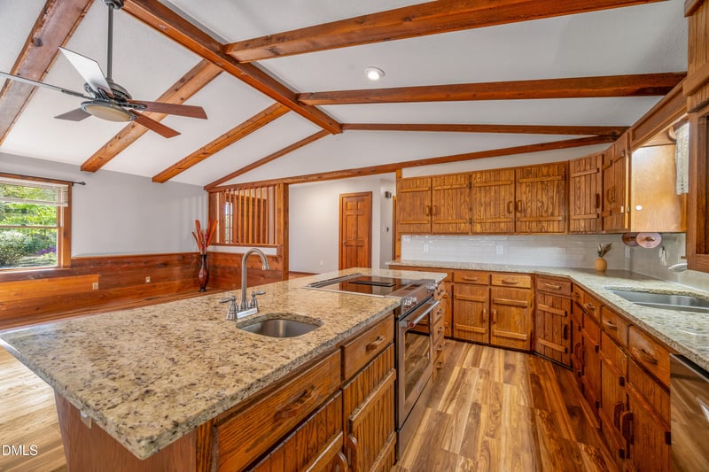 433 Holly Oak Ct, Fuquay Varina, NC 27526