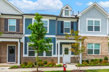 433 Parker Station Ave, Fuquay Varina, NC 27526