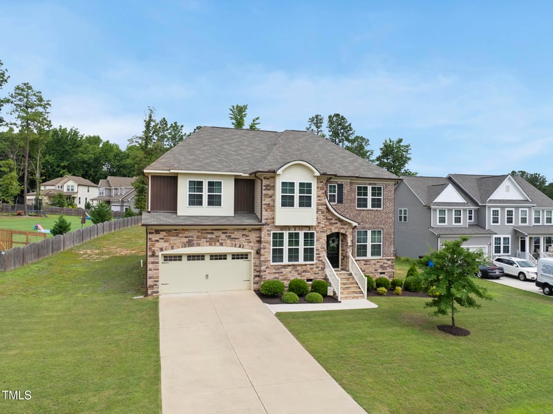 433 Village Bend Dr, Fuquay Varina, NC 27526