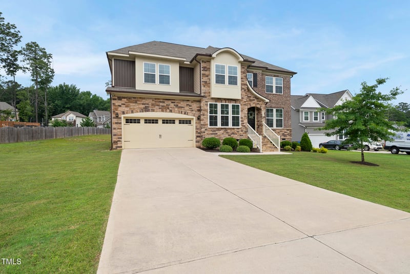 433 Village Bend Dr, Fuquay Varina, NC 27526