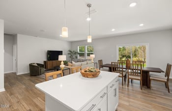 433 Woodbluff Dr, Sanford, NC 27330