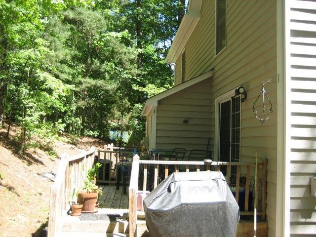 4330 American Dr, Durham, NC 27705
