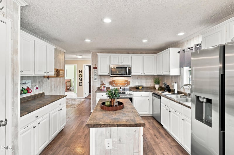 4331 Nc 39 Hw N, Louisburg, NC 27549