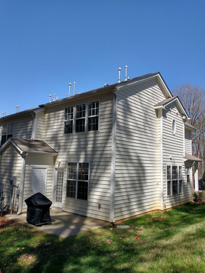 4331 Sugarbend Way, Raleigh, NC 27606