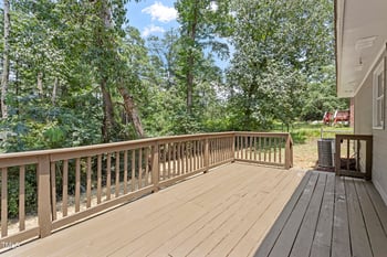 4332 Falls Dr, Hope Mills, NC 28348