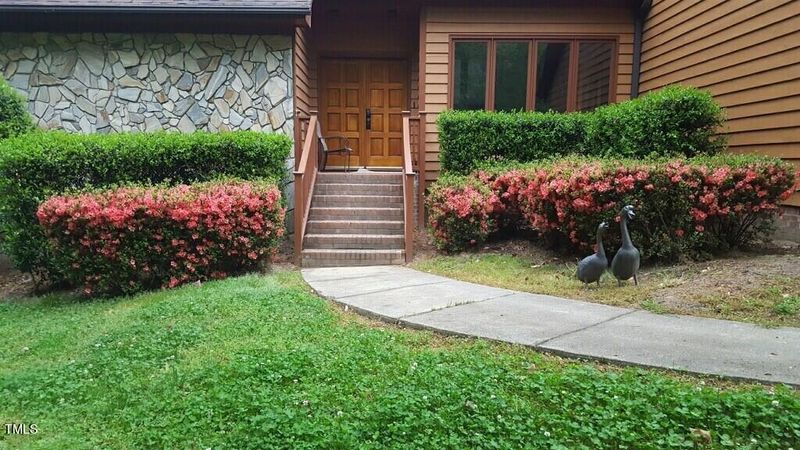 4332 Swarthmore Rd, Durham, NC 27707