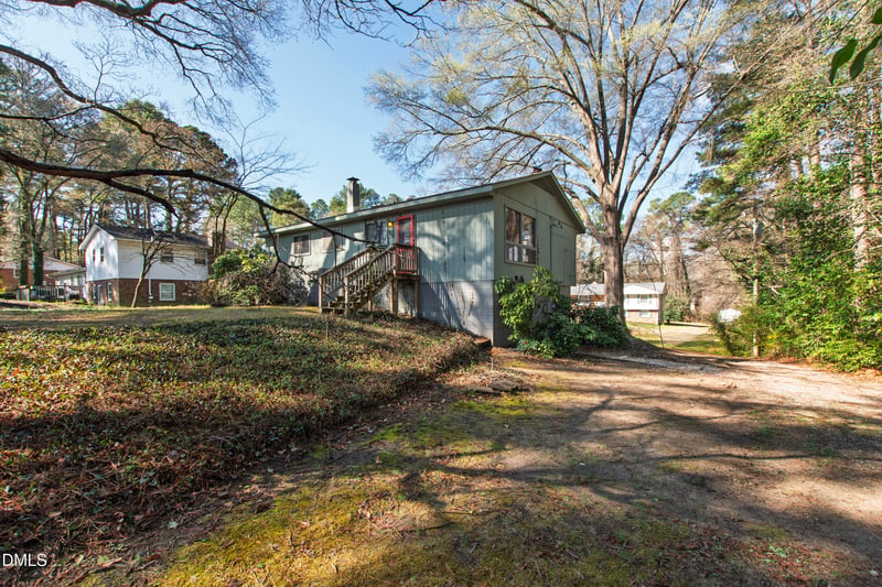 4332 Woodlawn Dr, Raleigh, NC 27616