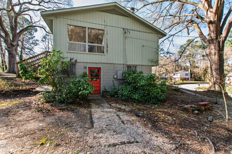 4332 Woodlawn Dr, Raleigh, NC 27616