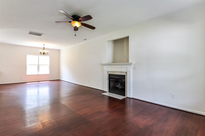 4334 Bay Rum Ln, Raleigh, NC 27610