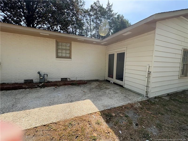 4334 Forestview Dr, Fayetteville, NC 28304