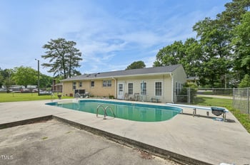 4335 St Mary's Church Rd, Wilson, NC 27893
