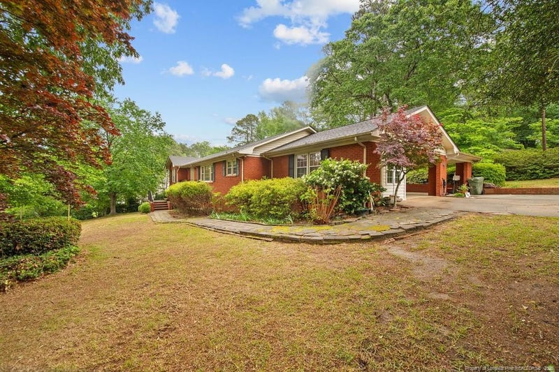 434 Derose Dr, Fayetteville, NC 28311