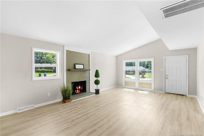 434 Lynhurst Dr, Fayetteville, NC 28314
