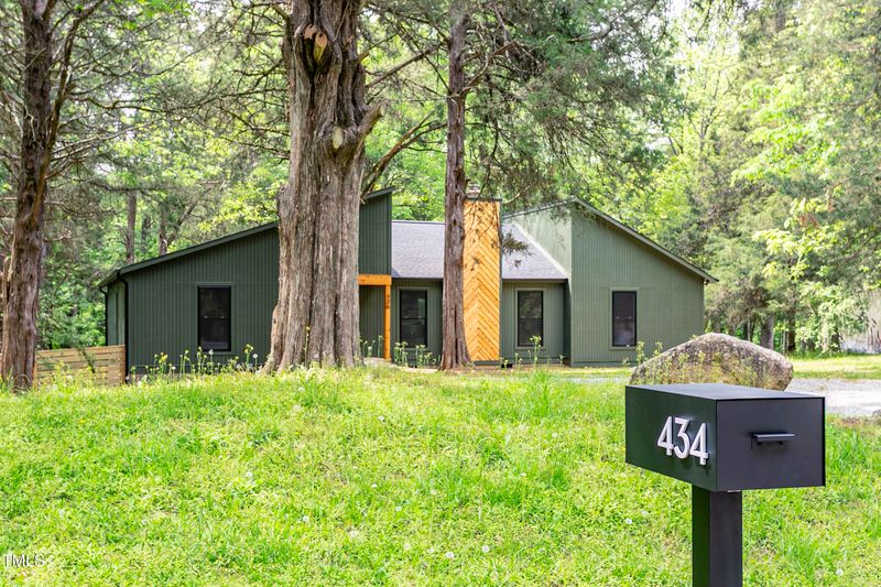 434 Robin Rd, Chapel Hill, NC 27516