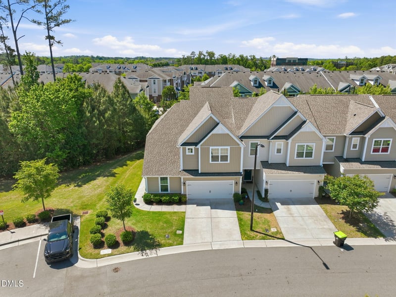 434 Shale Creek Dr, Durham, NC 27703