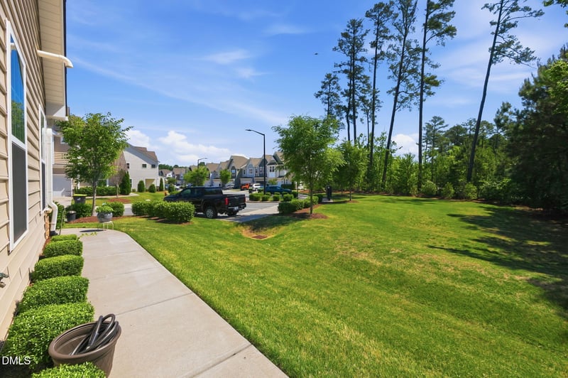 434 Shale Creek Dr, Durham, NC 27703