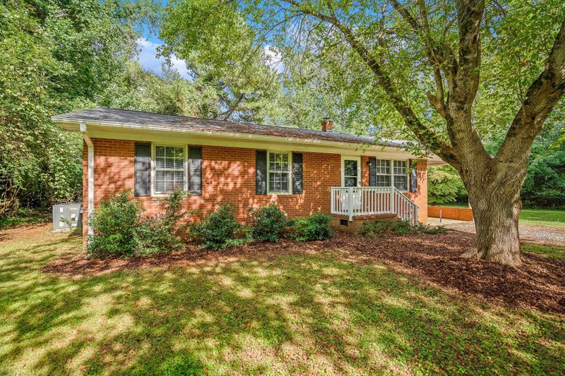 434 Smith Dr, Mebane, NC 27302