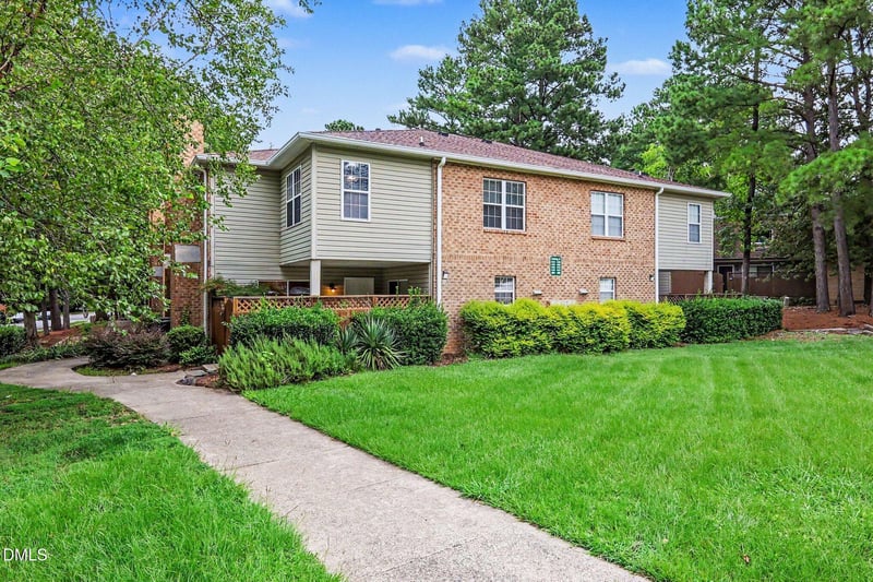 434 Summerwalk Cir, Chapel Hill, NC 27517
