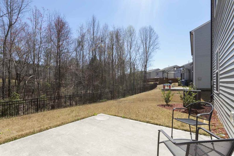 4342 Auburn Hills Dr, Raleigh, NC 27616