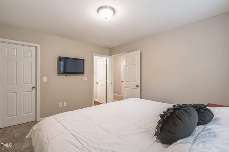 4342 Bay Rum Ln, Raleigh, NC 27610
