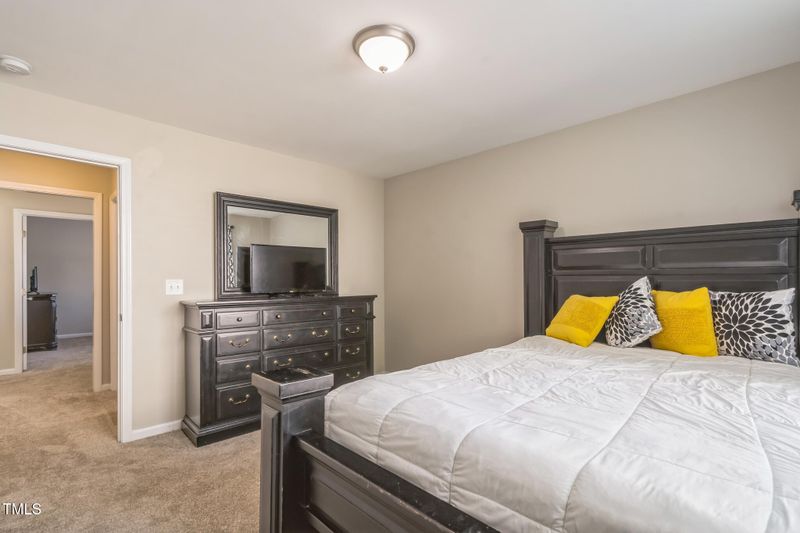 4342 Bay Rum Ln, Raleigh, NC 27610