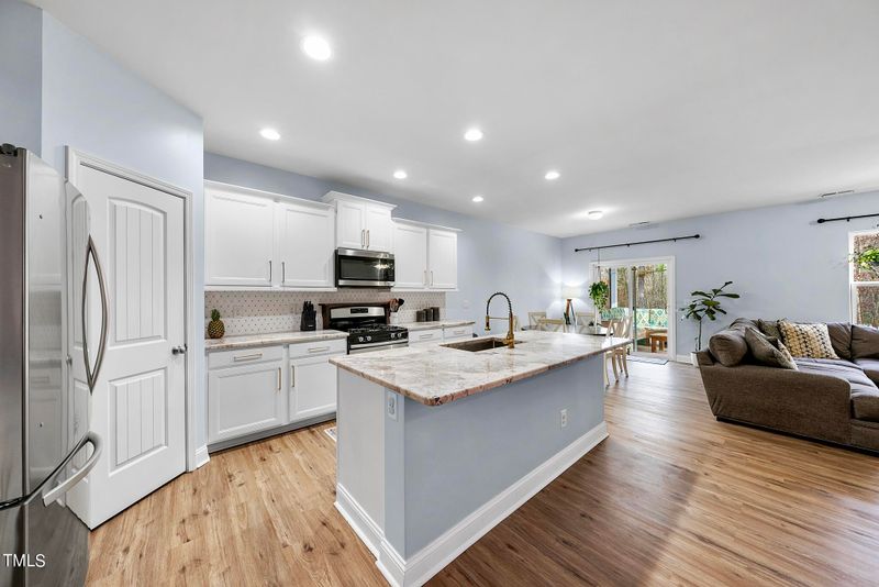 4346 Auburn Hills Dr, Raleigh, NC 27616