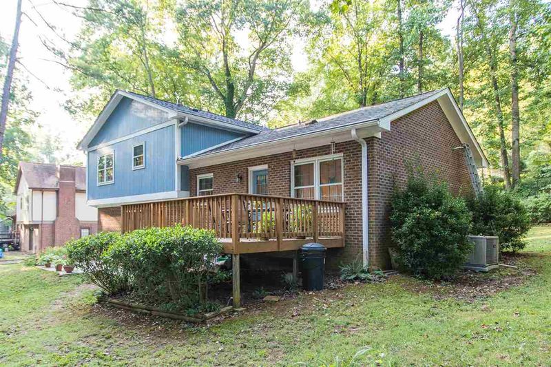 4348 Pickwick Dr, Raleigh, NC 27613