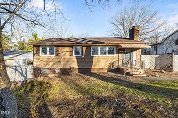 435 Hyde St, Burlington, NC 27217