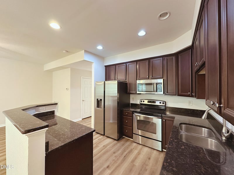 435 Panorama View Loop, Cary, NC 27519