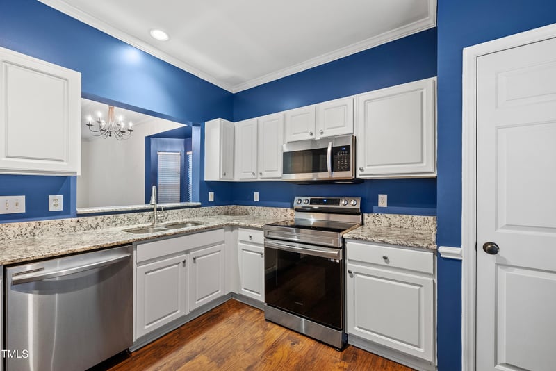 4350 Pine Springs Ct, Raleigh, NC 27613