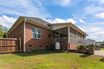 4350 Timber Grove Dr, Hope Mills, NC 28348
